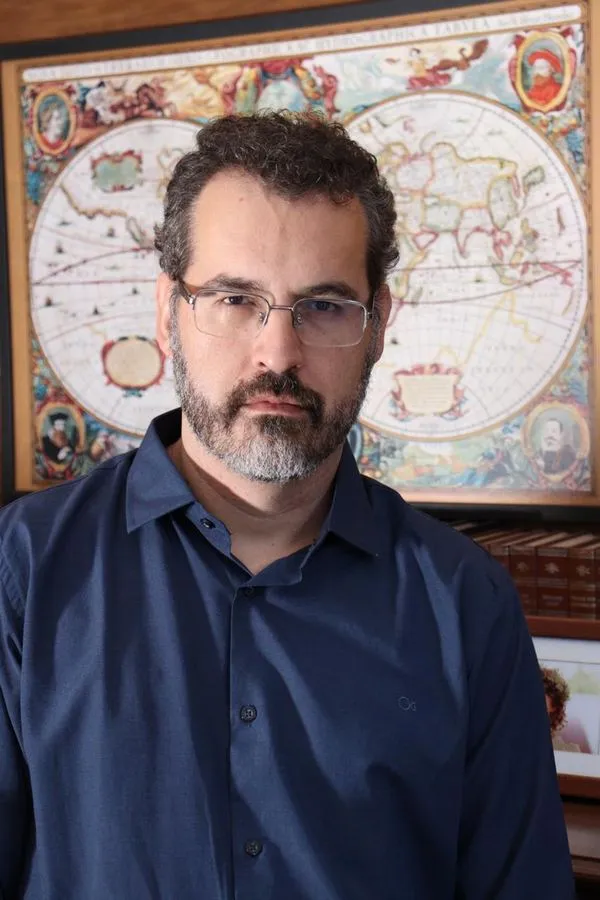 Prof. Sérgio Resende